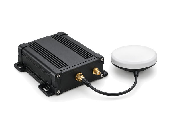 GNSS receiver puck with cable